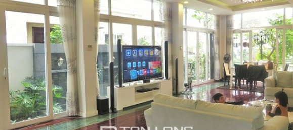 4 Schlafzimmer Villa in Long Bien, Vietnam, Nr. 3958 3