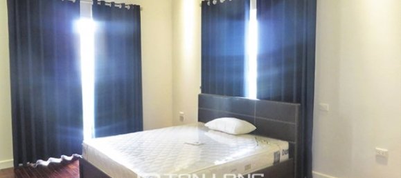 4 Schlafzimmer Villa in Long Bien, Vietnam, Nr. 3958 16