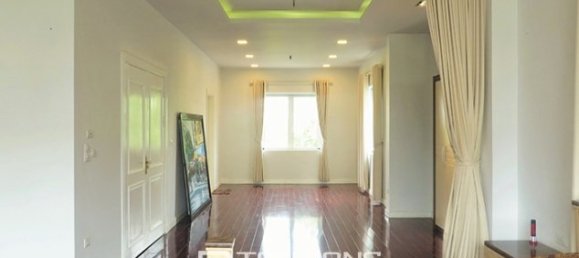 4 Schlafzimmer Villa in Long Bien, Vietnam, Nr. 3958 12