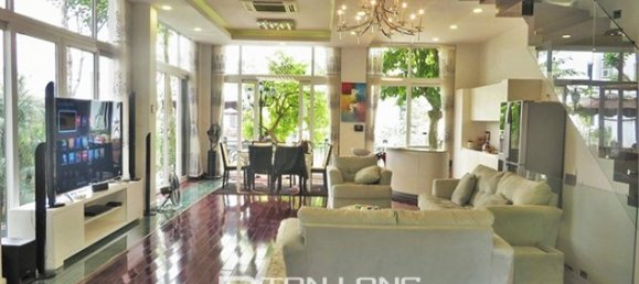 4 Schlafzimmer Villa in Long Bien, Vietnam, Nr. 3958 2
