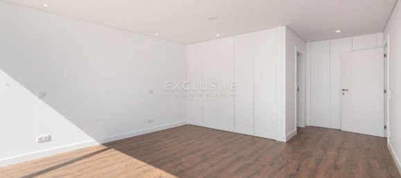 4 bedrooms Villa in Lagos, Portugal No. 7595 11