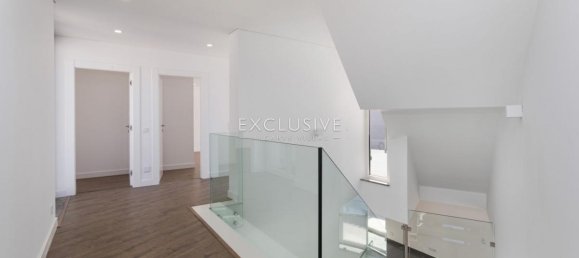 4 bedrooms Villa in Lagos, Portugal No. 7595 9