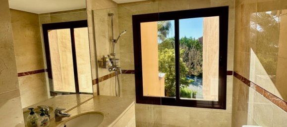 Apartamento T3 em Marbella, Spain N.º 148169 10