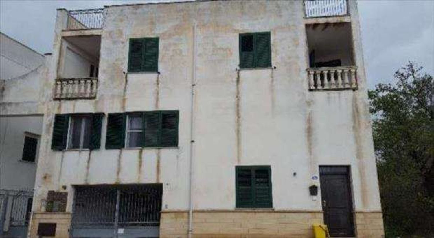 12-Zimmer Haus in Sannicola, Italy, Nr. 215424