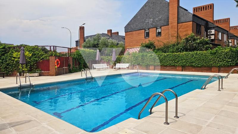 Таунхаус с 4 спальнями в Алькоркон, Испания № 189424