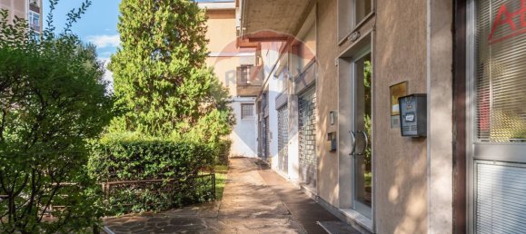 2 rooms Commercial property in Brescia, Italy No. 52585 25