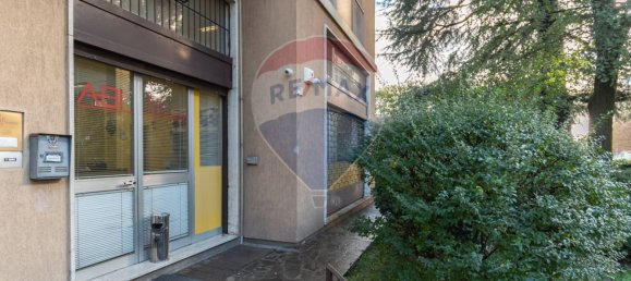 2 rooms Commercial property in Brescia, Italy No. 52585 27