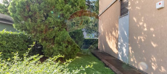 2 rooms Commercial property in Brescia, Italy No. 52585 19