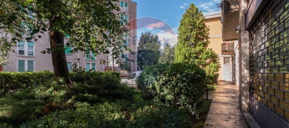 2 rooms Commercial property in Brescia, Italy No. 52585 23