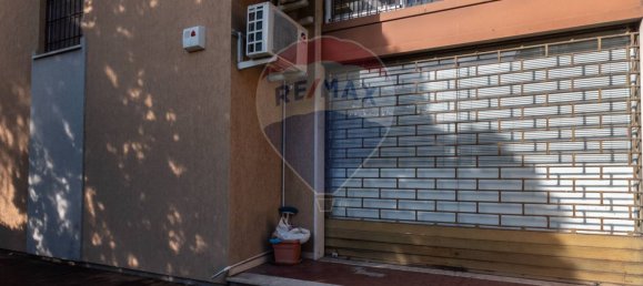 2 rooms Commercial property in Brescia, Italy No. 52585 20