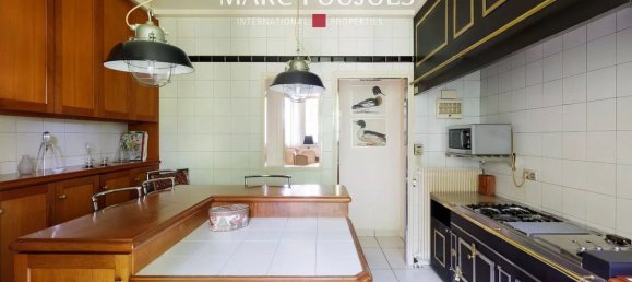 Casa de 6 dormitorios en Maisons-Laffitte, France No. 182248 9