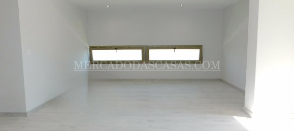 3 bedrooms House in Argoncilhe, Portugal No. 176527 21