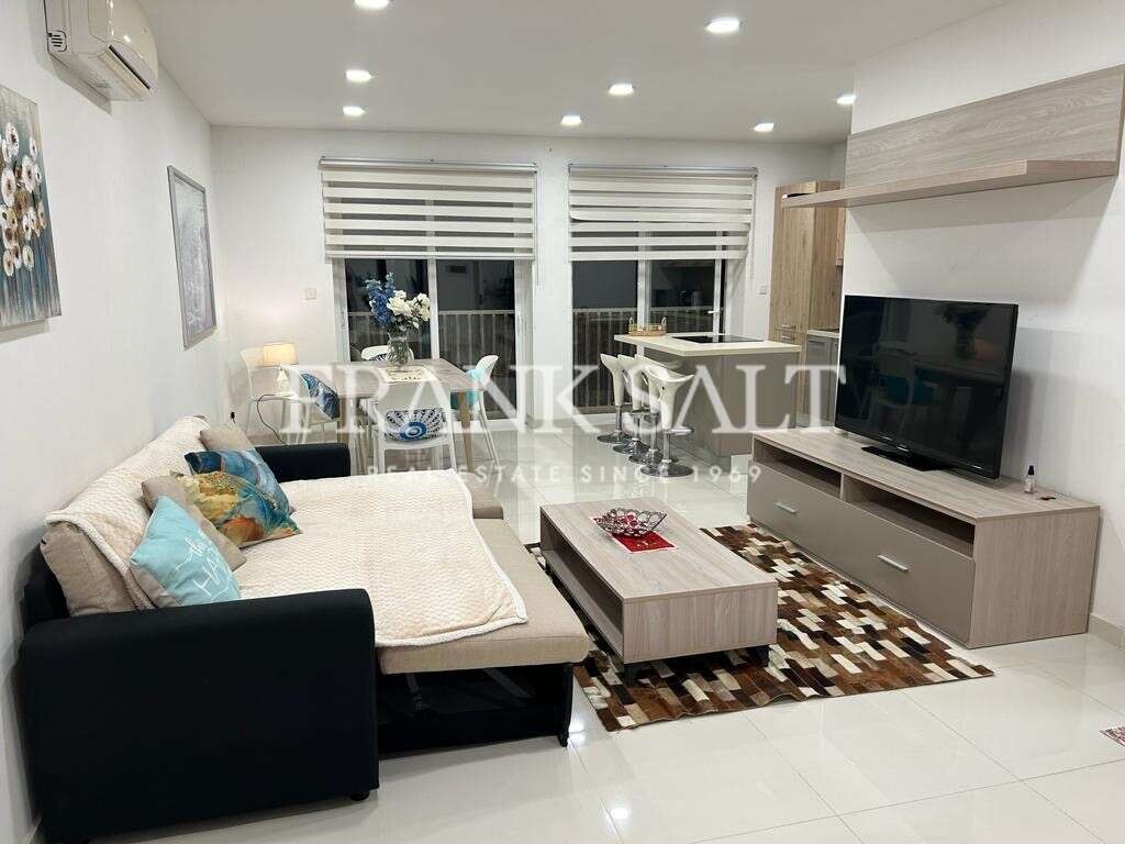 2 bedrooms Apartment in Gzira, Malta No. 5033