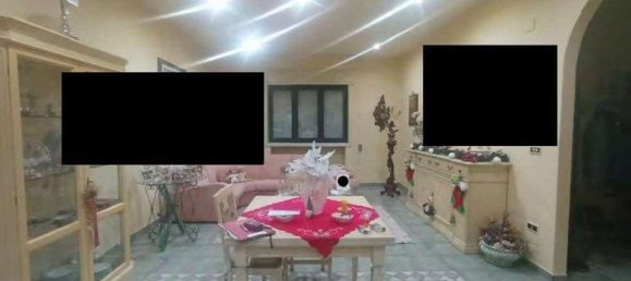 Apartamento de 10 divisões em Torchiarolo, Italy N.º 181012 17