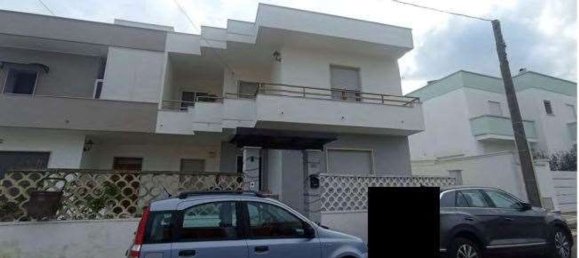 Apartamento de 10 divisões em Torchiarolo, Italy N.º 181012 2