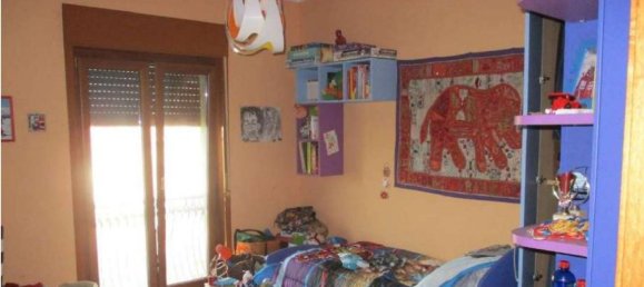 7-salle Appartement à Messina, Italy No. 47802 15