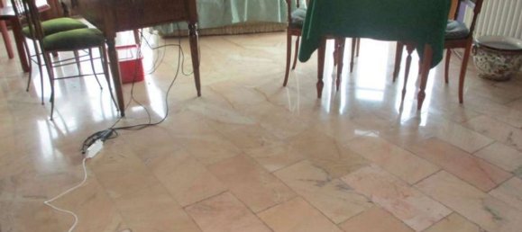 7-salle Appartement à Messina, Italy No. 47802 20