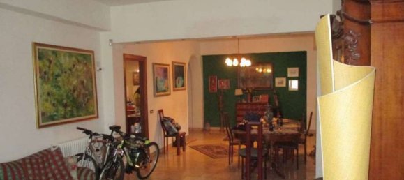 7-salle Appartement à Messina, Italy No. 47802 12