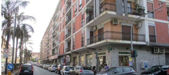 7-salle Appartement à Messina, Italy No. 47802 11