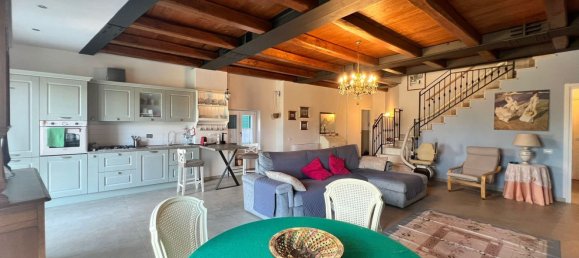 6 غرف نوم شقة في Ronciglione, Italy رقم 369826 5