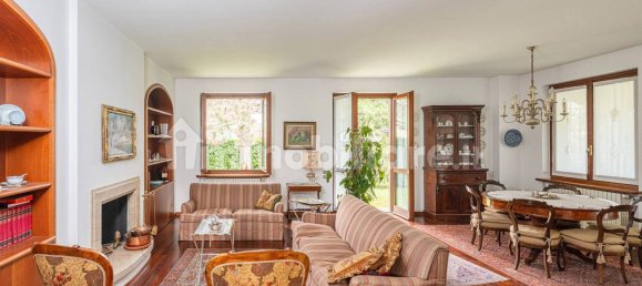 3 bedrooms Villa in Brivio, Italy No. 337526 31