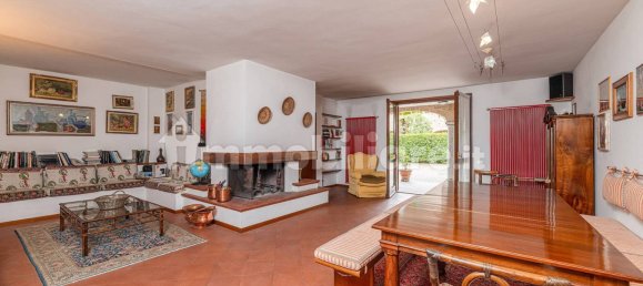 3 bedrooms Villa in Brivio, Italy No. 337526 23