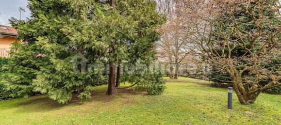 3 bedrooms Villa in Brivio, Italy No. 337526 16