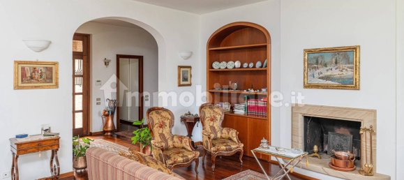 3 bedrooms Villa in Brivio, Italy No. 337526 29