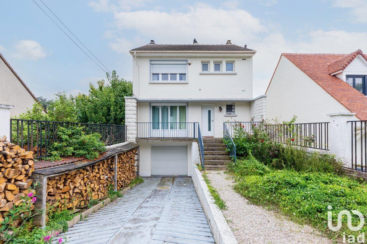 3 غرف نوم منزل في Cormeilles-en-Parisis, France رقم 316202