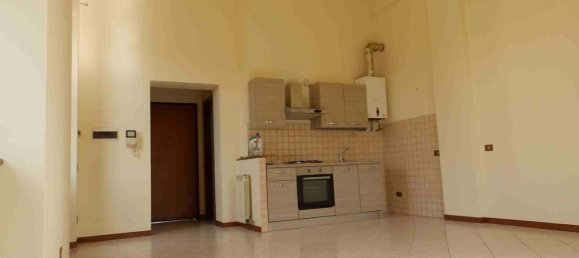 2-Zimmer Wohnung in Varese, Italy, Nr. 334187 2