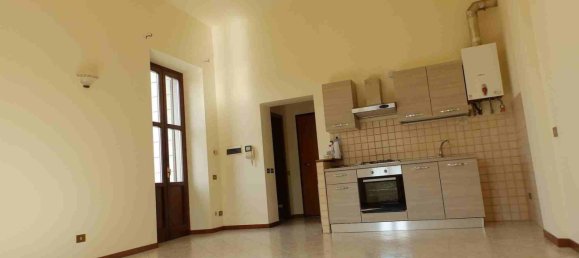 2-Zimmer Wohnung in Varese, Italy, Nr. 334187 3