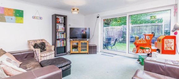 4 Schlafzimmer Haus in Croydon, United Kingdom, Nr. 8095 2