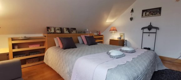 Casa de 5 dormitorios en La Ferte-Saint-Cyr, France No. 227630 16