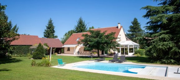 Casa de 5 dormitorios en La Ferte-Saint-Cyr, France No. 227630 19