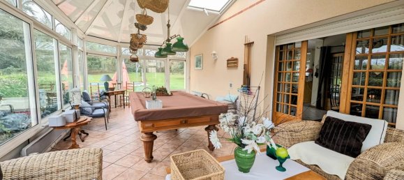 Casa de 5 dormitorios en La Ferte-Saint-Cyr, France No. 227630 4