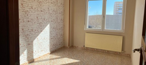 4 bedrooms Apartment in Valladolid, Spain No. 60210 22