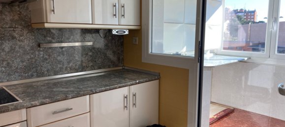 4 bedrooms Apartment in Valladolid, Spain No. 60210 13