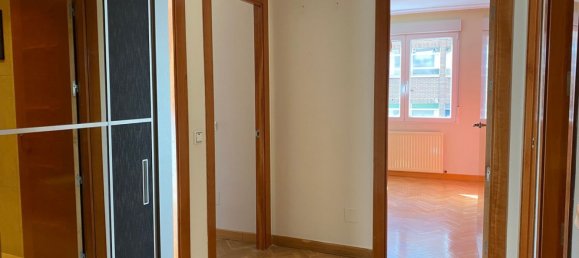 4 bedrooms Apartment in Valladolid, Spain No. 60210 21