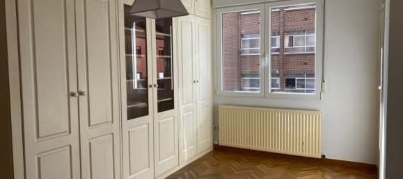 4 bedrooms Apartment in Valladolid, Spain No. 60210 29