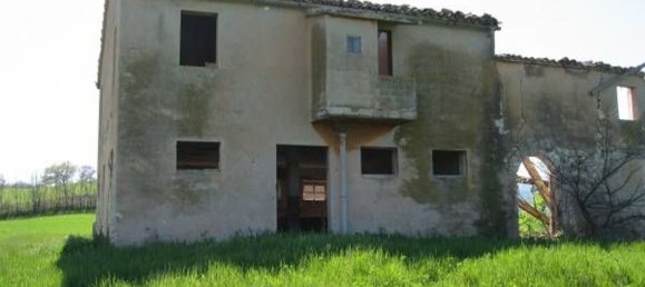 5-Zimmer Haus in Cingoli, Italy, Nr. 63770 5