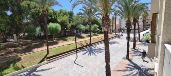 4 bedrooms Apartment in Guardamar del Segura, Spain No. 5595 2