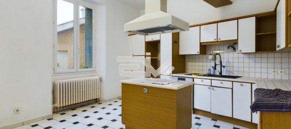 5 bedrooms House in Hermonville, France No. 220015 5