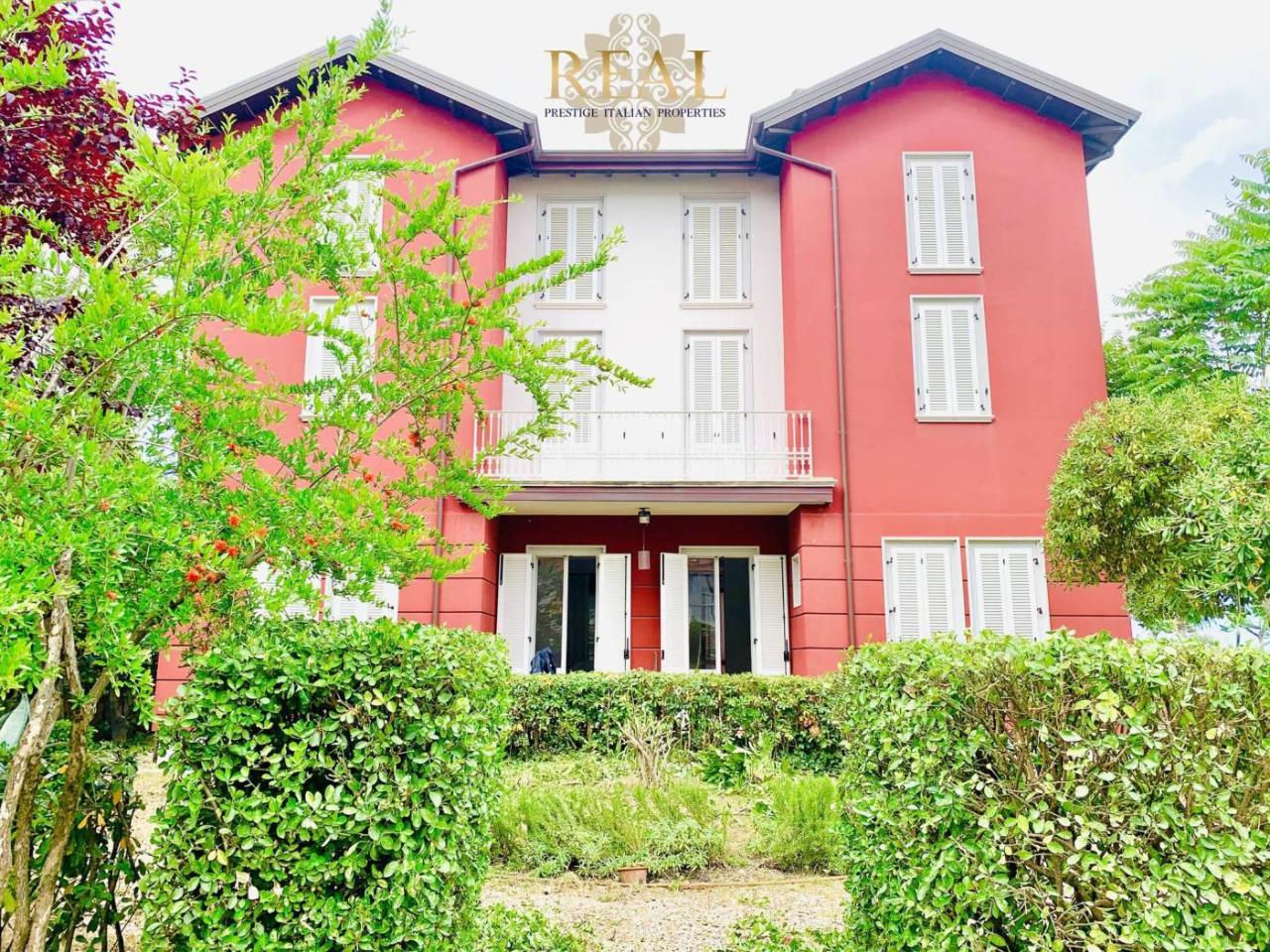 Villa de 11 divisões em Riccione, Italy N.º 170524