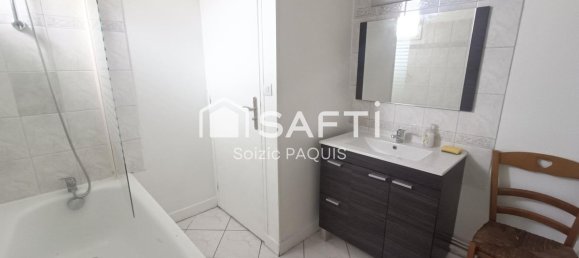 3 bedrooms House in Chateau-Thierry, France No. 272043 8