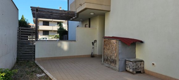 4 rooms Apartment in Grosseto, Italy No. 39986 25