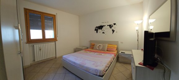 4 rooms Apartment in Grosseto, Italy No. 39986 16