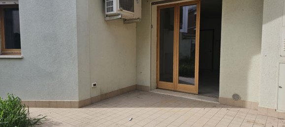 4 rooms Apartment in Grosseto, Italy No. 39986 10