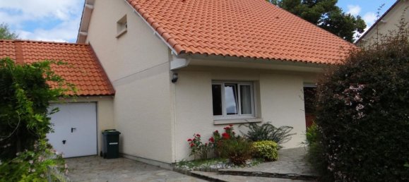 Casa de 3 dormitorios en Saint-Sebastien-sur-Loire, France No. 95577 9