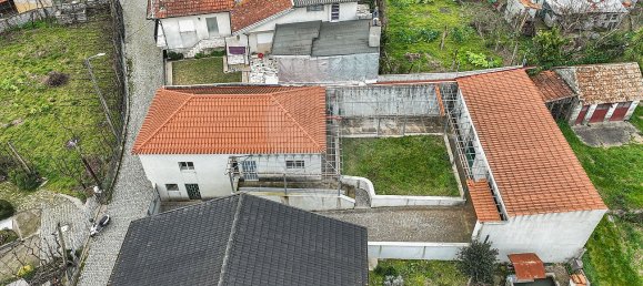 2 bedrooms House in Lousada, Portugal No. 16377 6