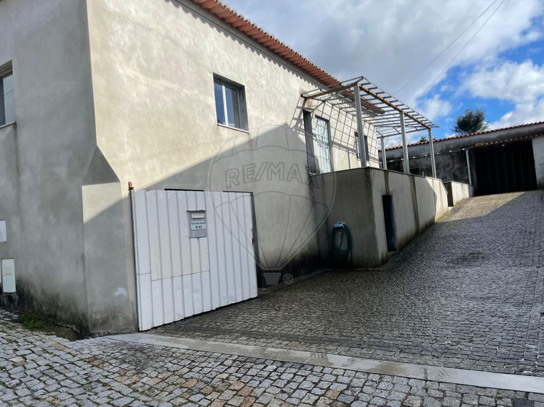 2 bedrooms House in Lousada, Portugal No. 16377